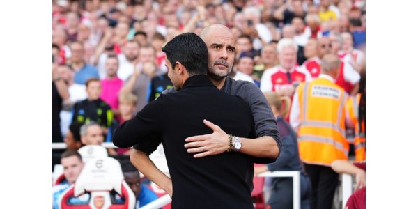 Arsenal besiegte Manchester City zum ersten Mal seit acht Jahren